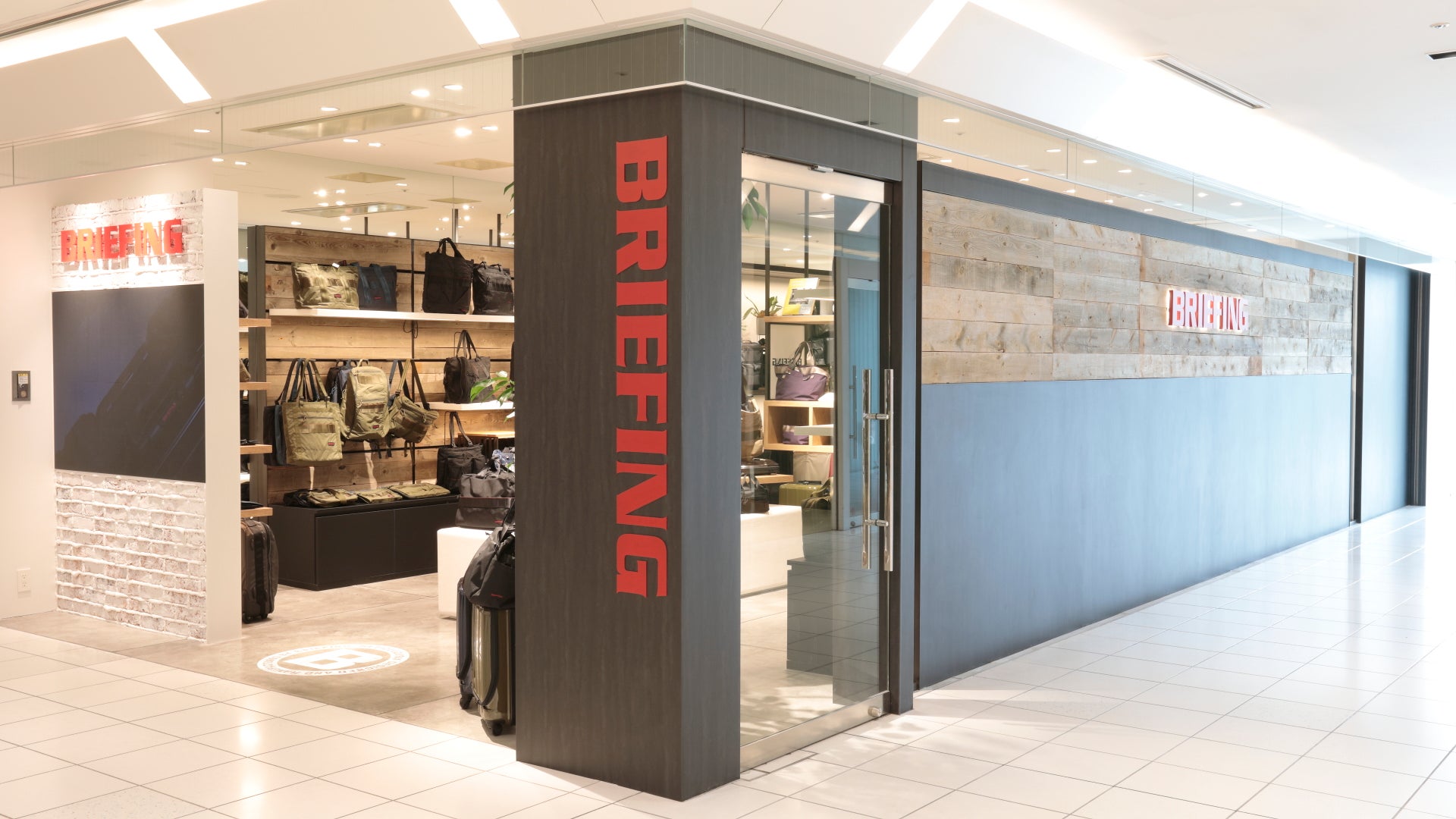 BRIEFING - 週末セール！briefing BRIEFING ショルダーバッグ 「BRIEFING／ブリーフィング」2WAY