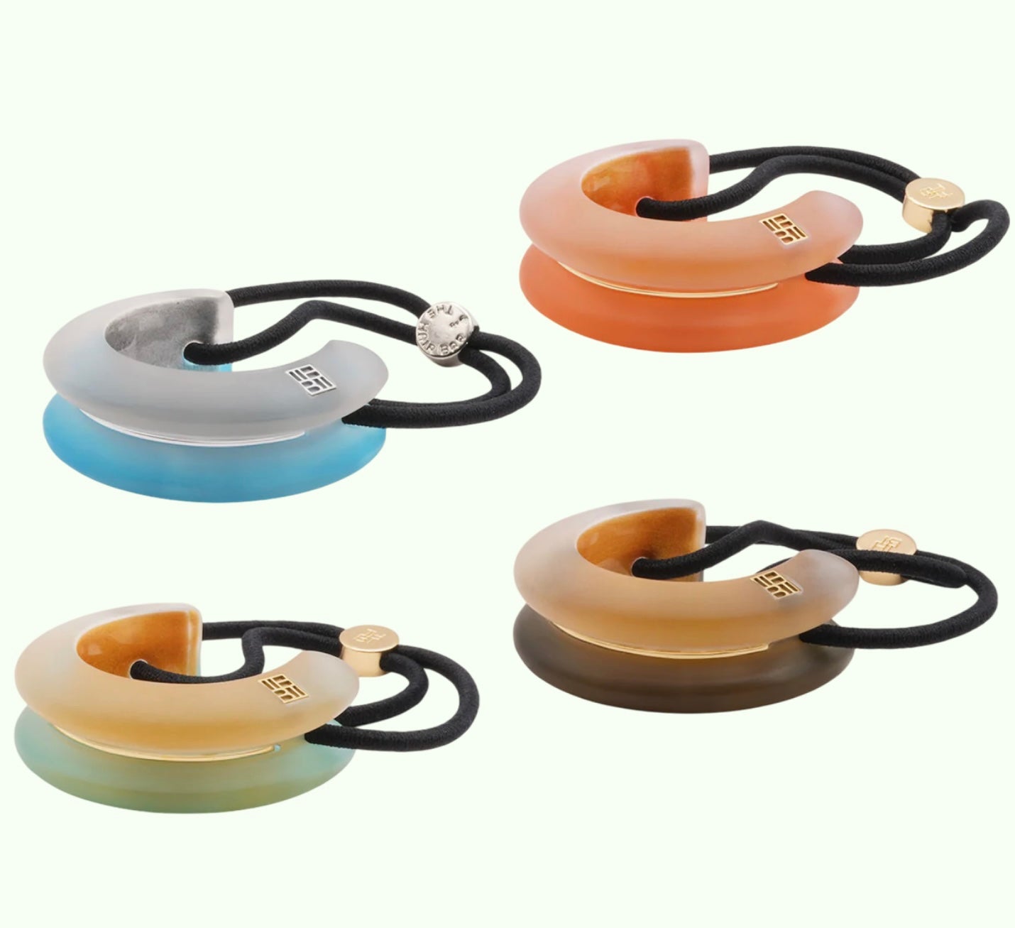 【Bi Color Lucite Double Dome Pony Cuff】 16,500日元 (含稅) Color:TUR、MNT、KHA、ORG