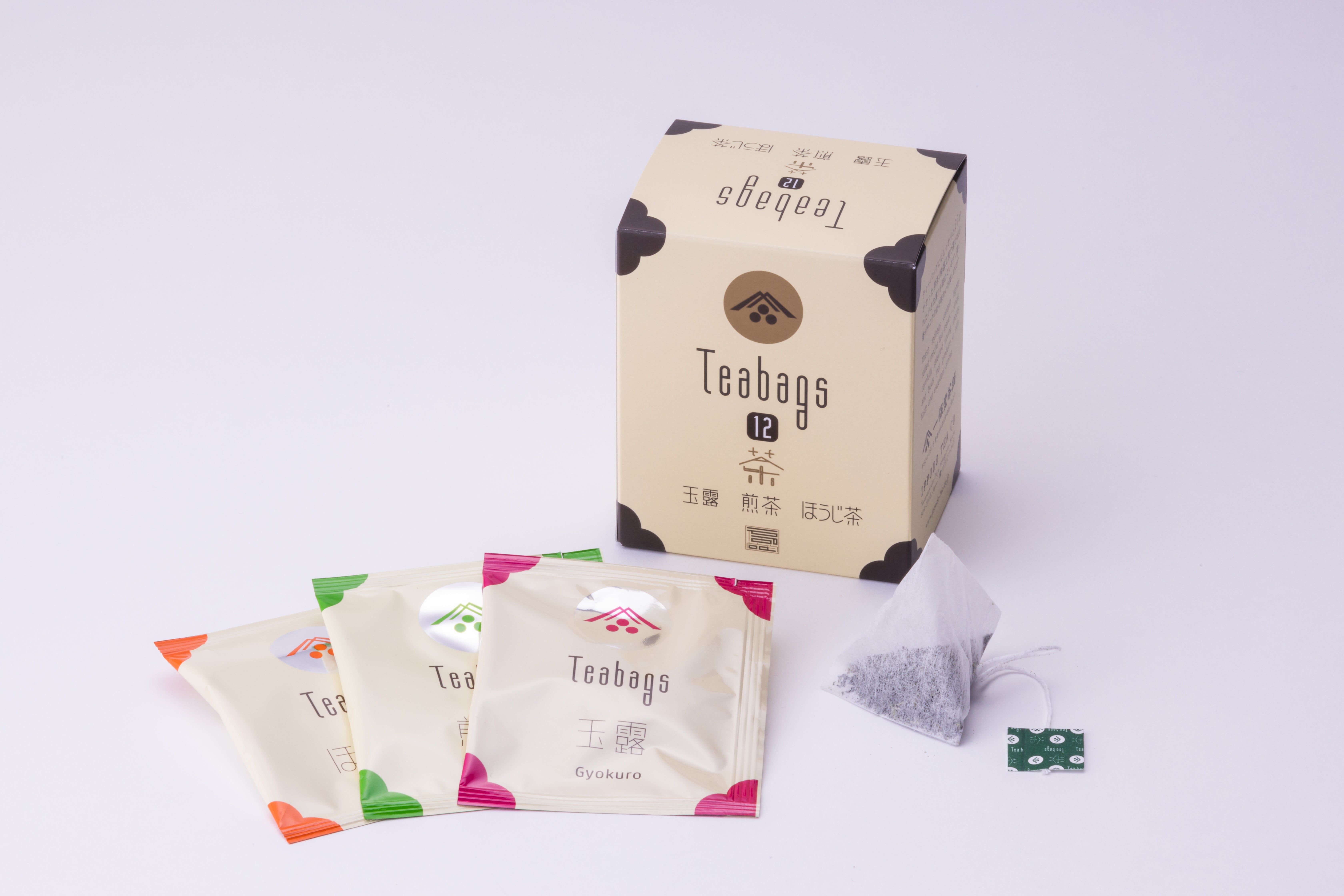 Tea Bag Set 12 (12 bags / 4 bags each of Gyokuro, Sencha, and Hojicha) 810 yen (tax included)