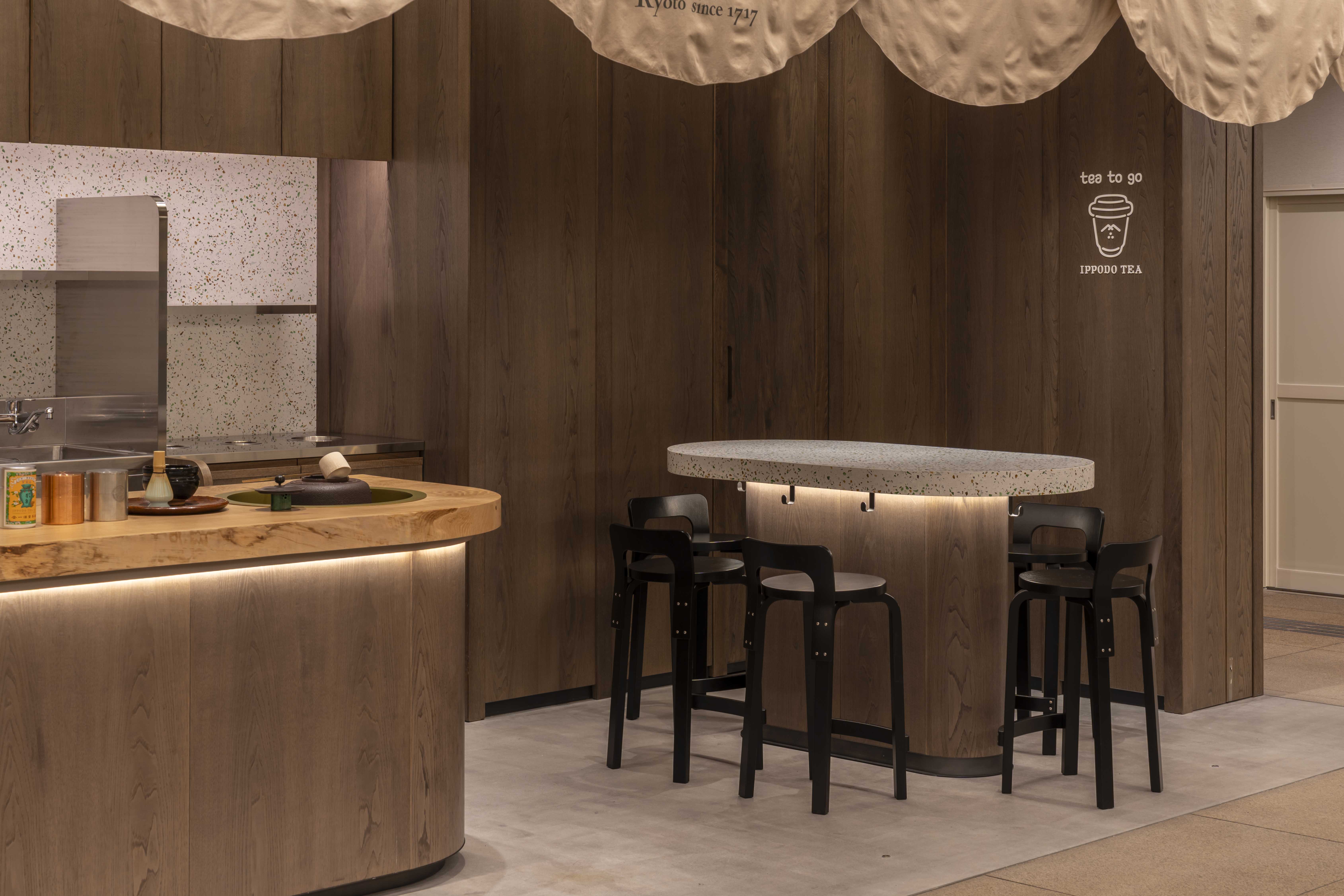 イートインスペースあります